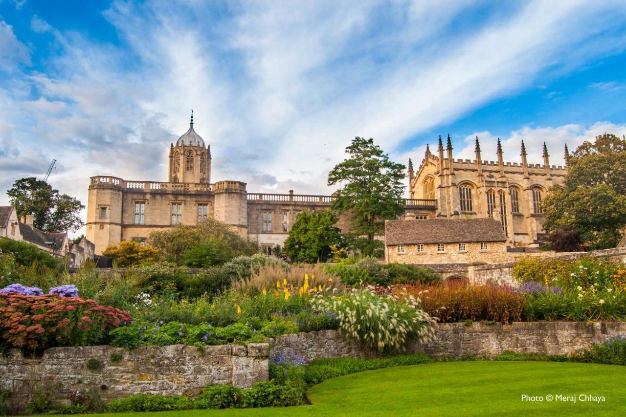 Stunning Riverside Oxford Apartment With Parking Exterior foto